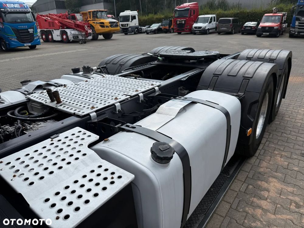 Volvo FH16 650 6x4 EURO6 CIĄGNIK SIODŁOWY Z HYDRAULIKĄ - 20