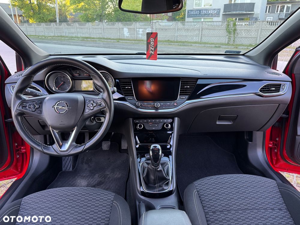 Opel Astra 1.4 T Dynamic S&S - 34