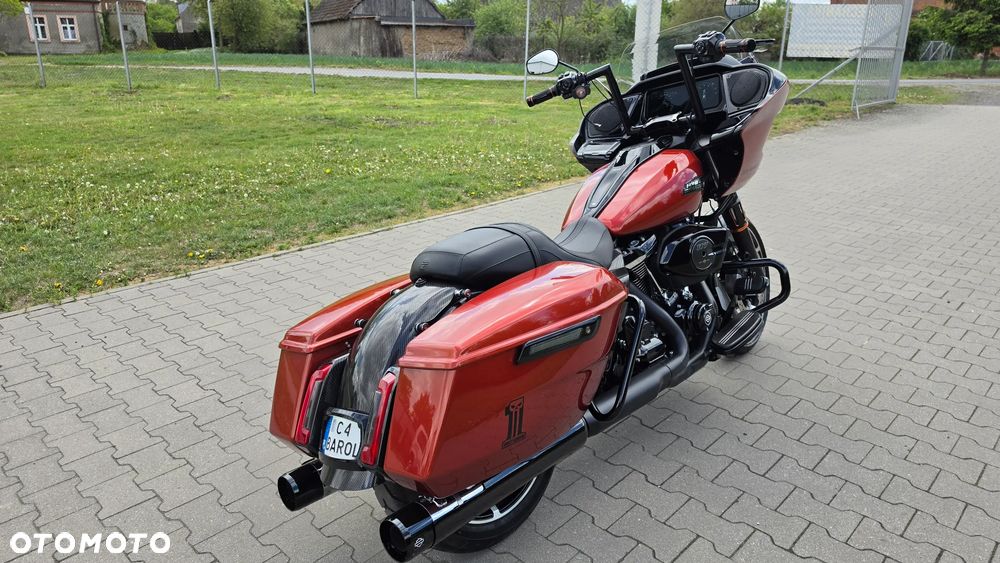 Harley-Davidson Touring Road Glide - 3