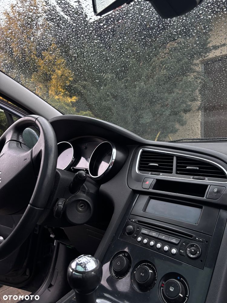 Peugeot 5008 1.6 Active 7os - 7