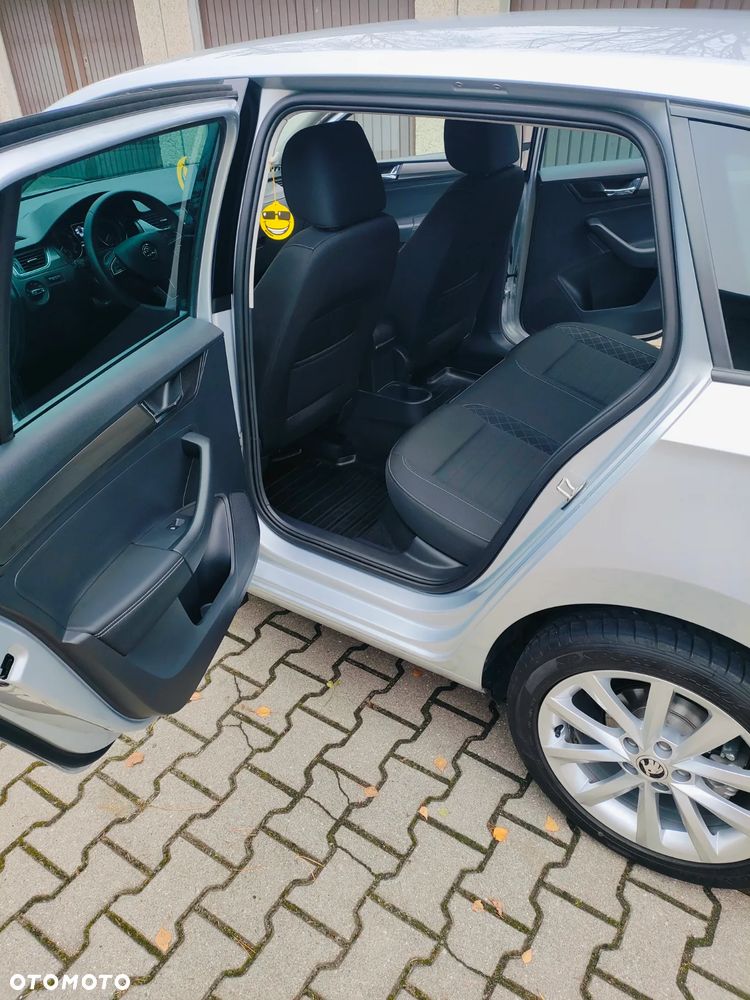 Skoda RAPID Spb 1.0 TSI Style - 21