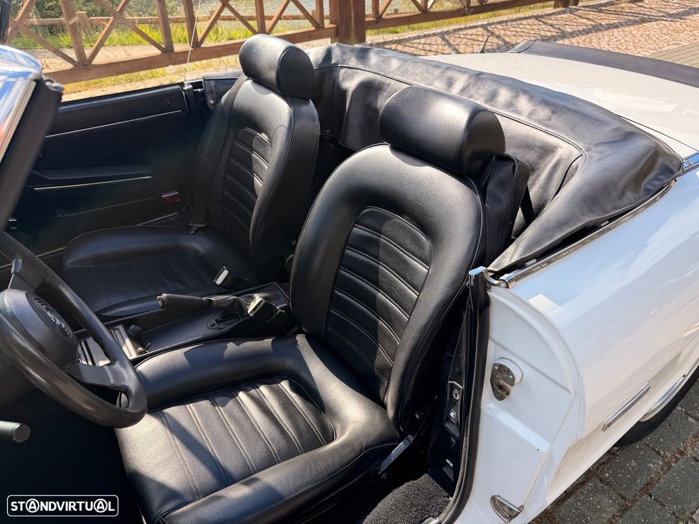 Alfa Romeo Spider 1.6 - 21