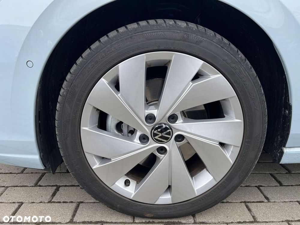 Volkswagen Golf 1.5 TSI EHybrid PHEV 150kW Style DSG - 29