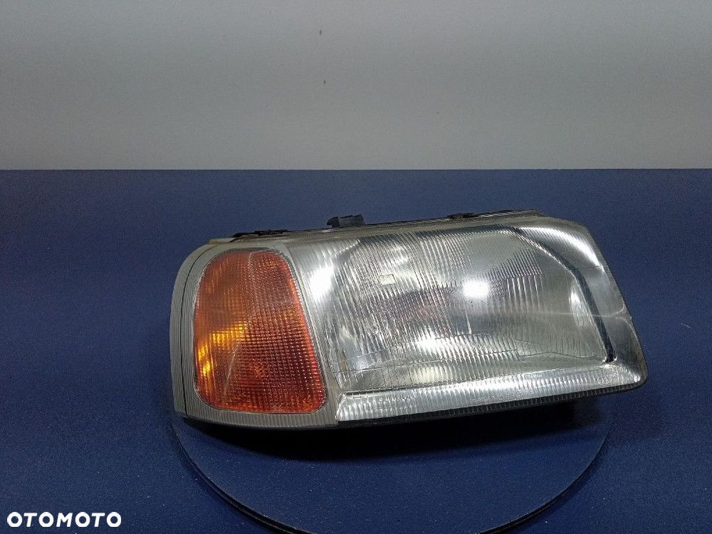LAND ROVER FREELANDER I REFLEKTOR PRAWY LAMPA PRZÓD PRAWA - 1