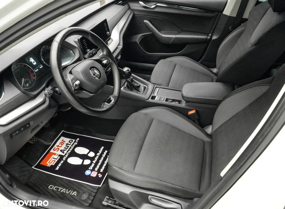Skoda Octavia 2.0 TDI Style - 12