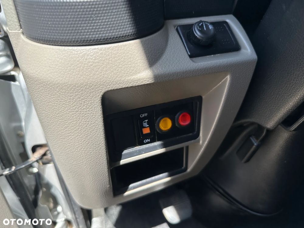 Nissan Cabstar 35.15  org. 61tys km. LAWETA  POMOC DROGOWA - 26