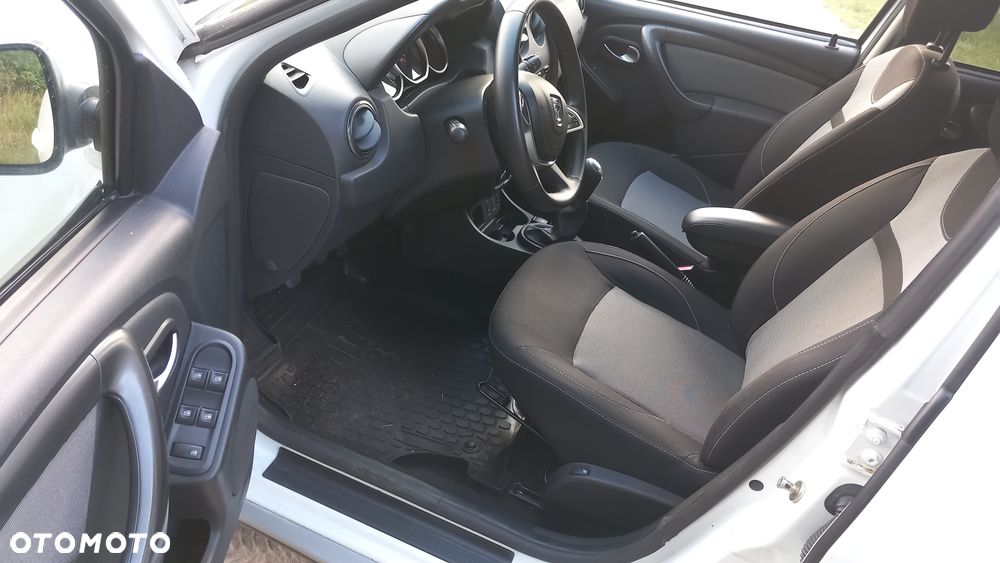 Dacia Duster 1.6 SCe Prestige - 7