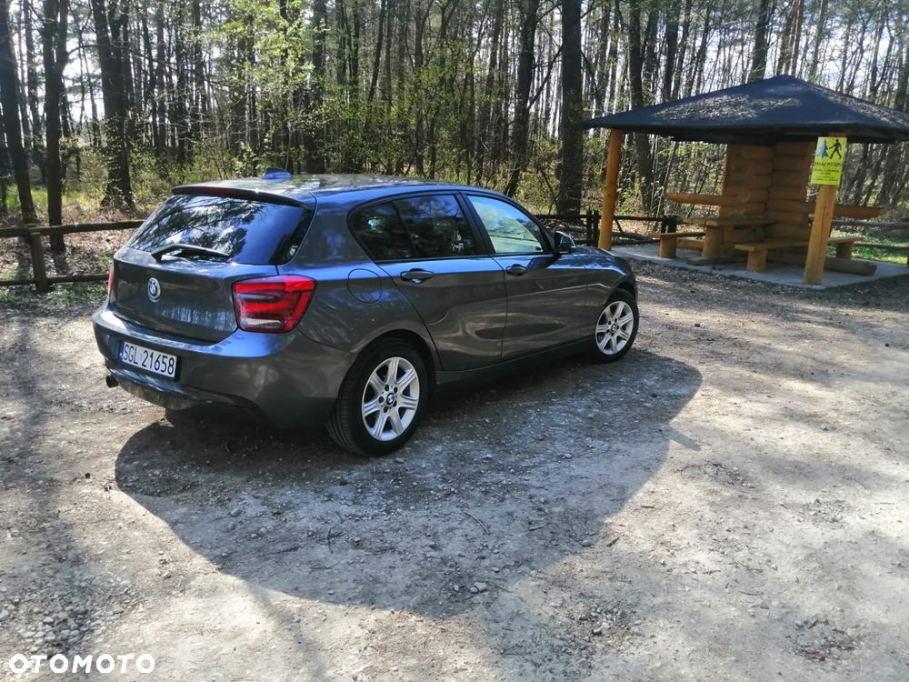 BMW Seria 1 116d - 14