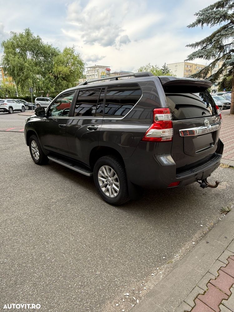 Toyota Land Cruiser 2.8l Turbo D-4D AVS Aut. Luxury - 5