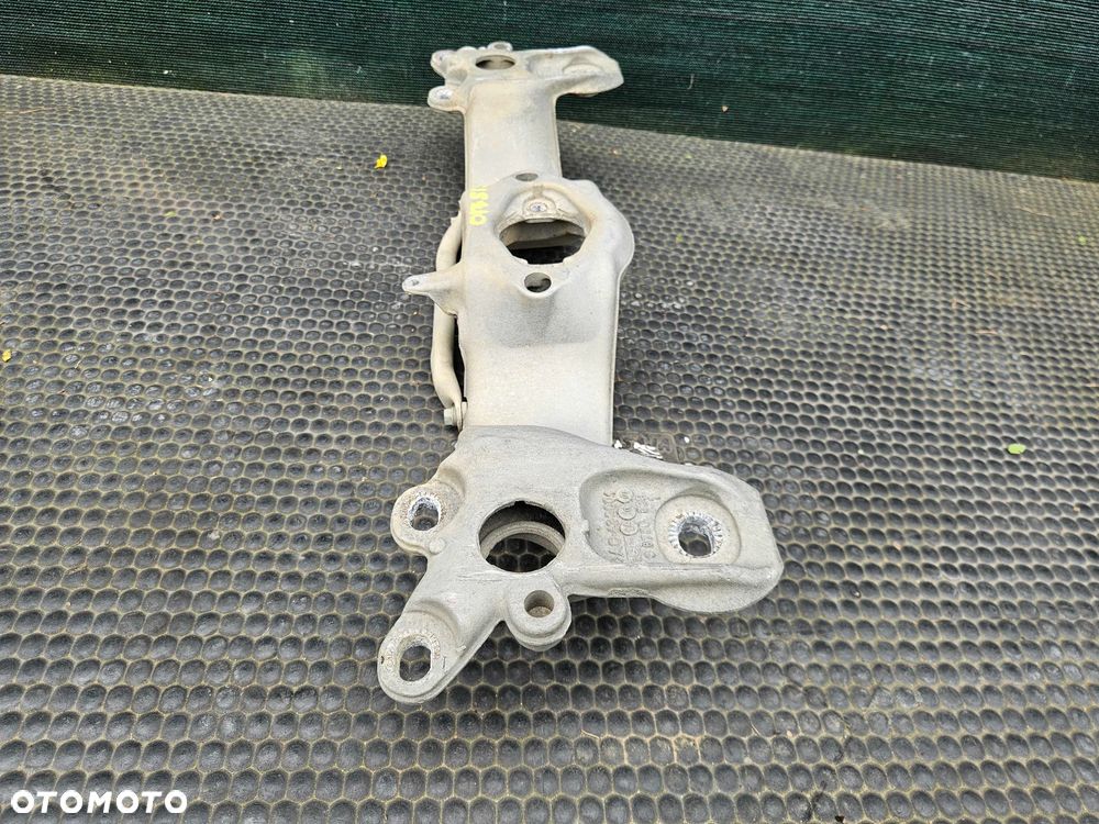 Łapa Wspornik 8E0399263R Poduszka Podpora Belka Skrzyni Skrzynia Biegów Audi A4 B6 B7 - 10