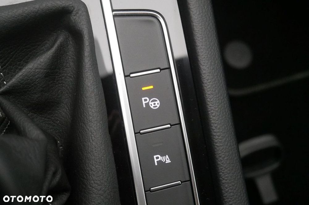 Volkswagen Arteon 2.0 TSI R-Line DSG - 22