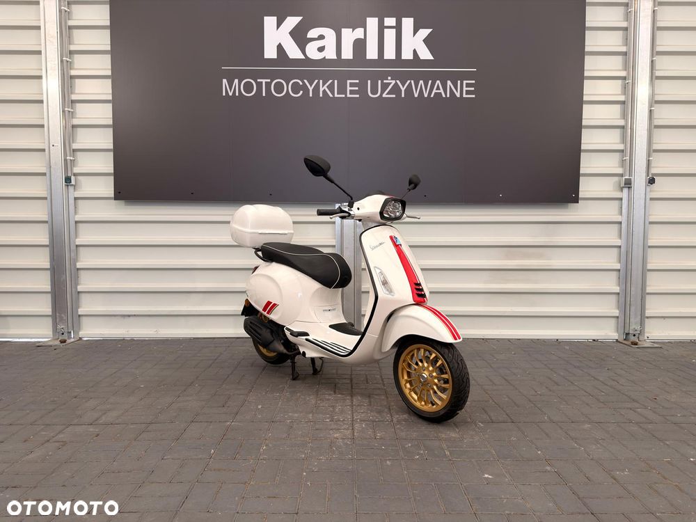 Piaggio Vespa - 1