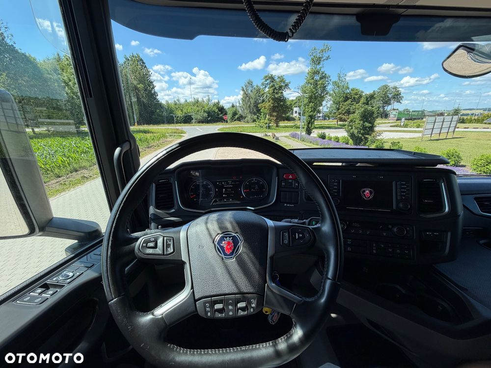 Scania 460R - 19
