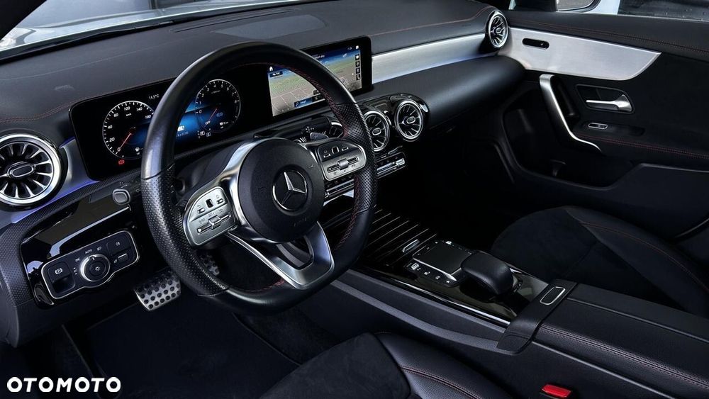 Mercedes-Benz CLA 250 e PHEV AMG Line 8G-DCT - 11