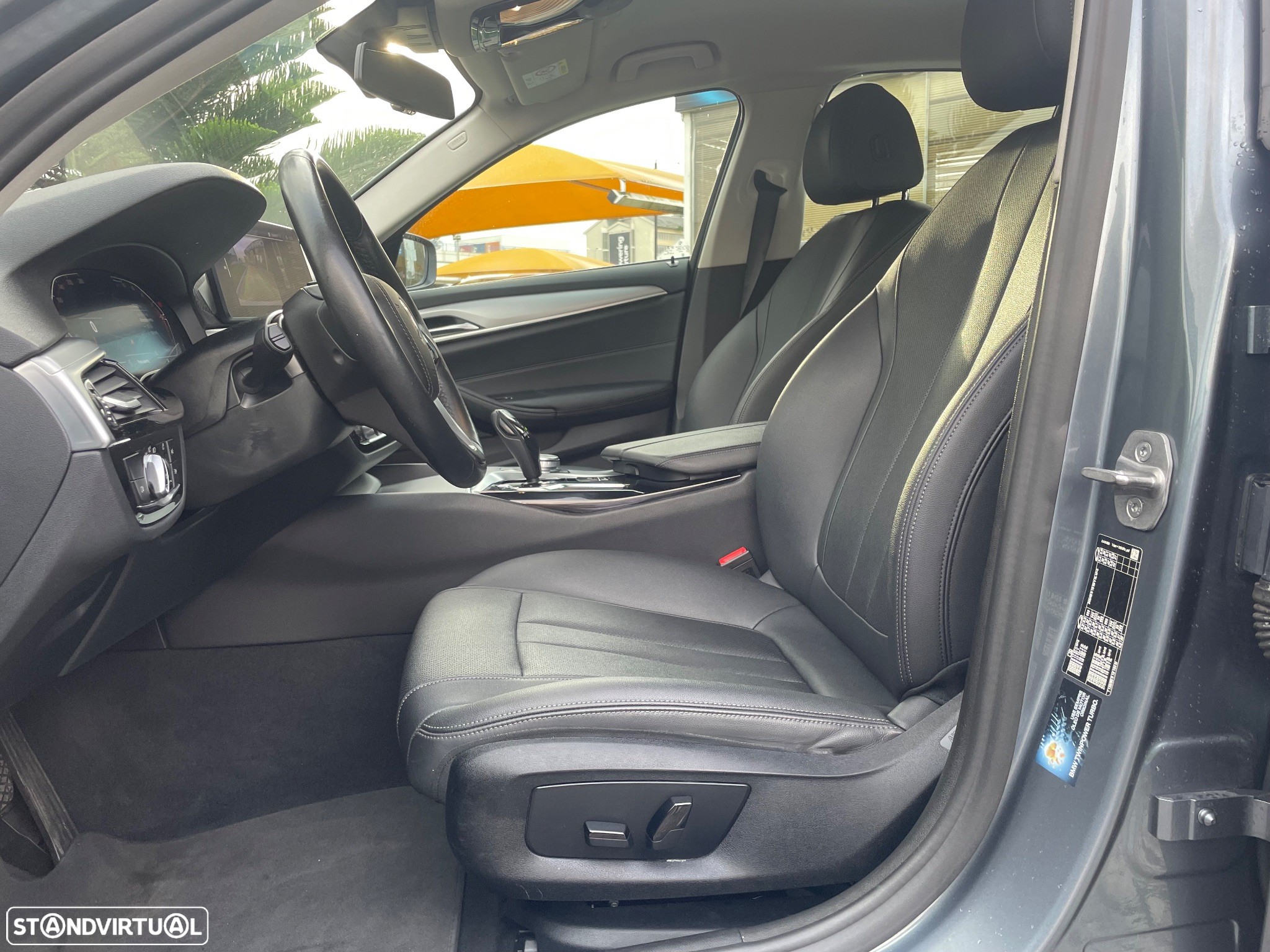 BMW 520 d Auto - 16