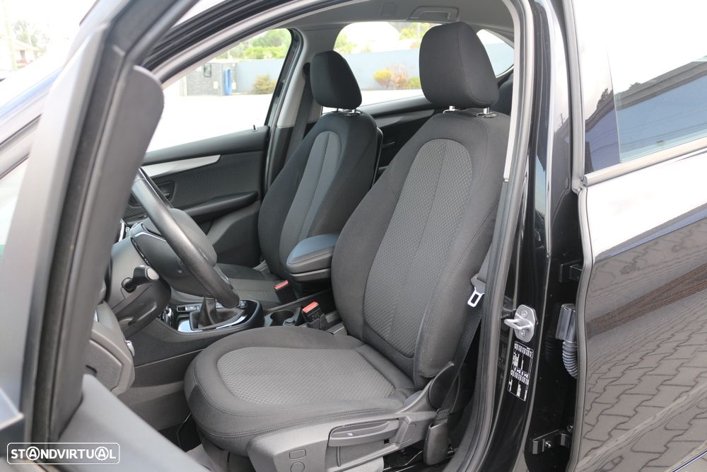 BMW 216 Active Tourer d - 16