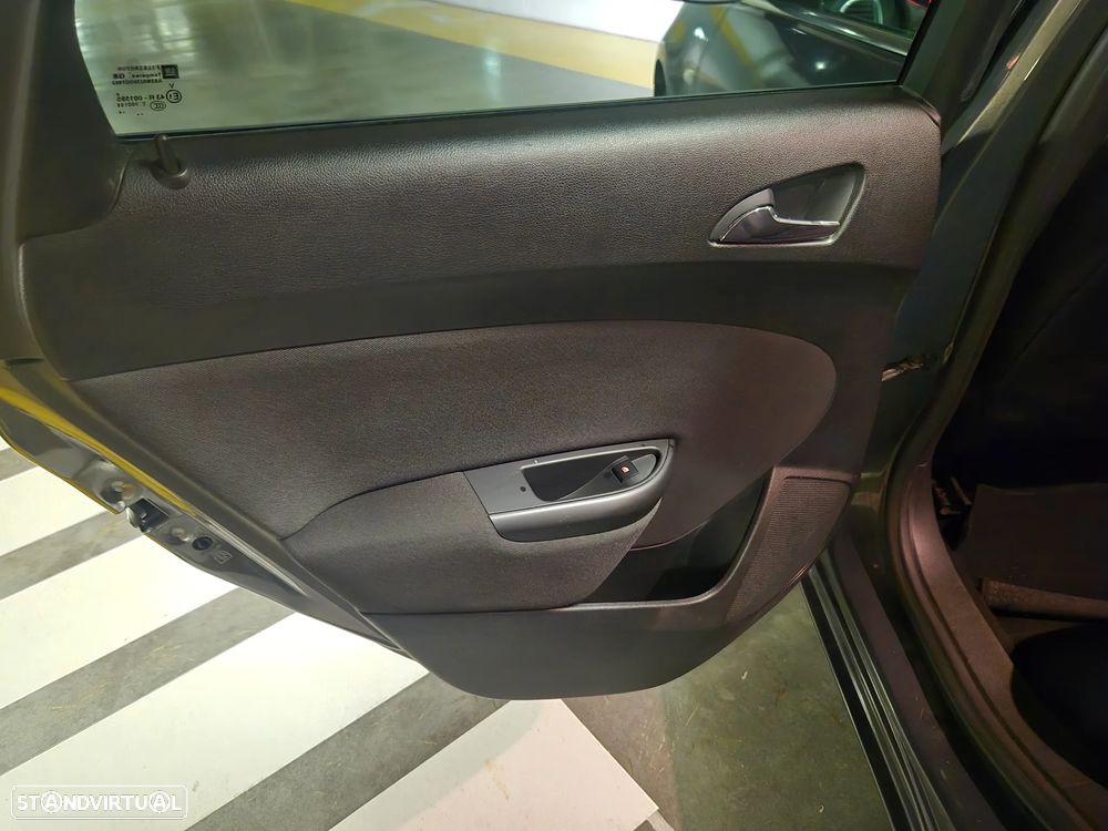 Opel Astra Sports Tourer 1.6 CDTi Cosmo S/S - 25