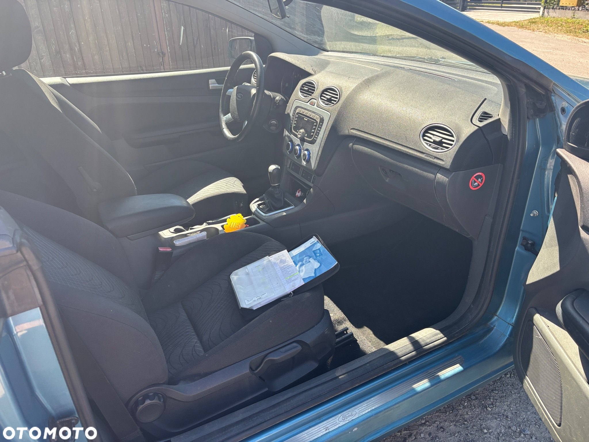 Ford Focus Coupe-Cabriolet 2.0 16V Blue Magic - 15
