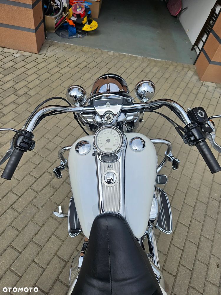 Harley-Davidson Touring Road King - 11