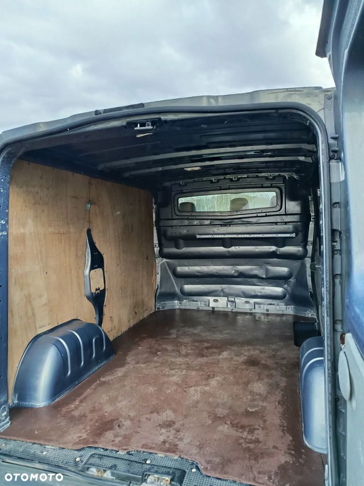 Opel Vivaro - 6