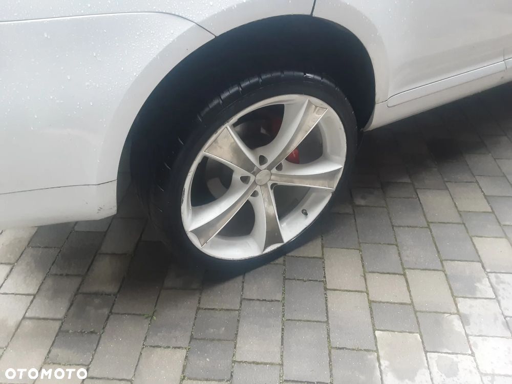 Porsche Cayenne Turbo - 18