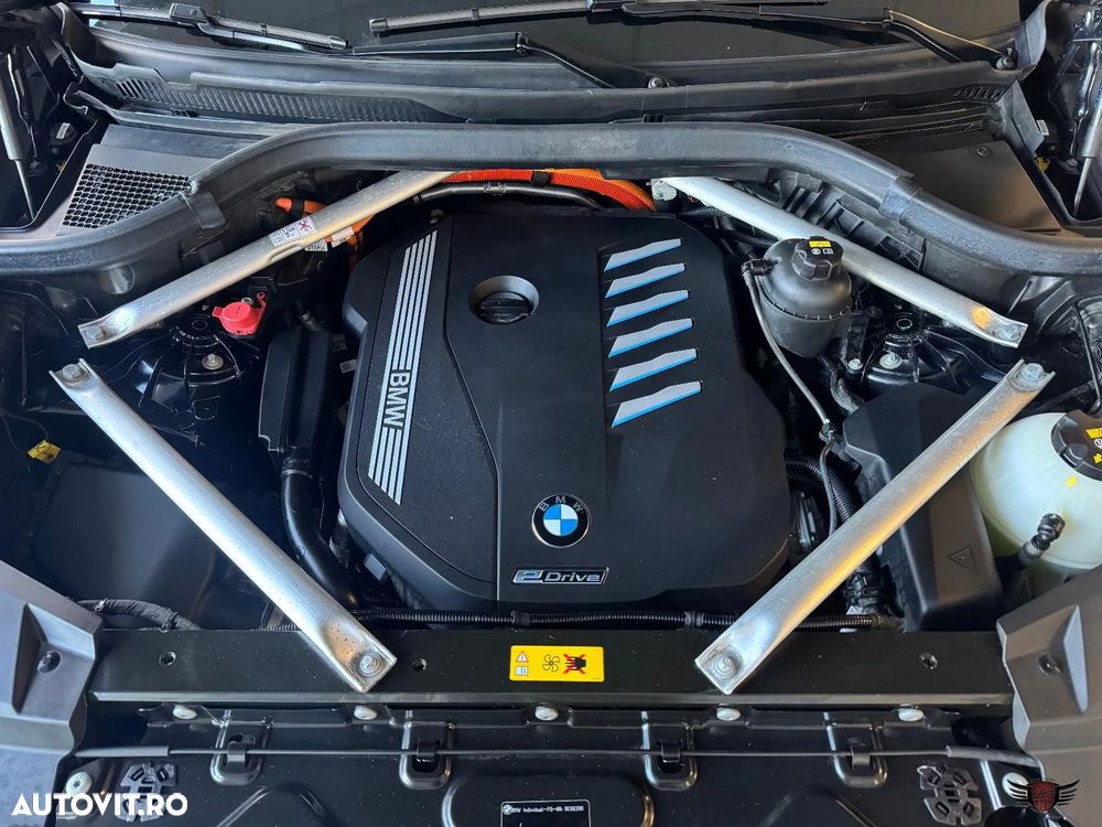 BMW X5 xDrive45e - 24
