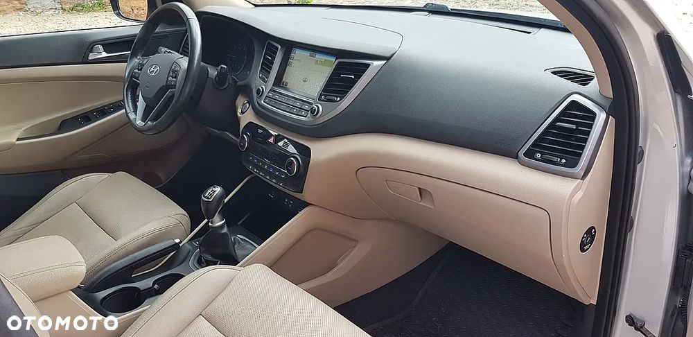 Hyundai Tucson blue 1.7 CRDi 2WD Passion Plus - 17