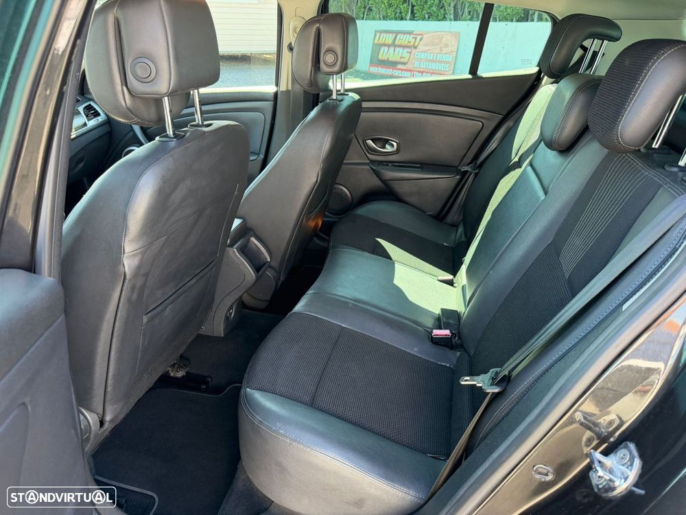 Renault Mégane 1.5 dCi Dynamique - 8