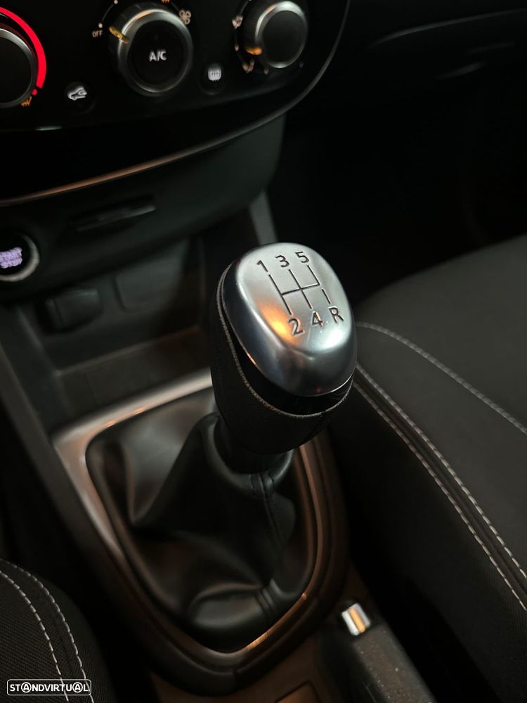 Renault Clio 0.9 TCe Limited - 17