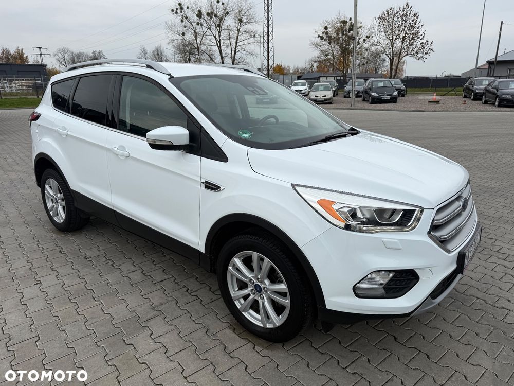 Ford Kuga 1.5 EcoBoost 2x4 Business Edition - 11