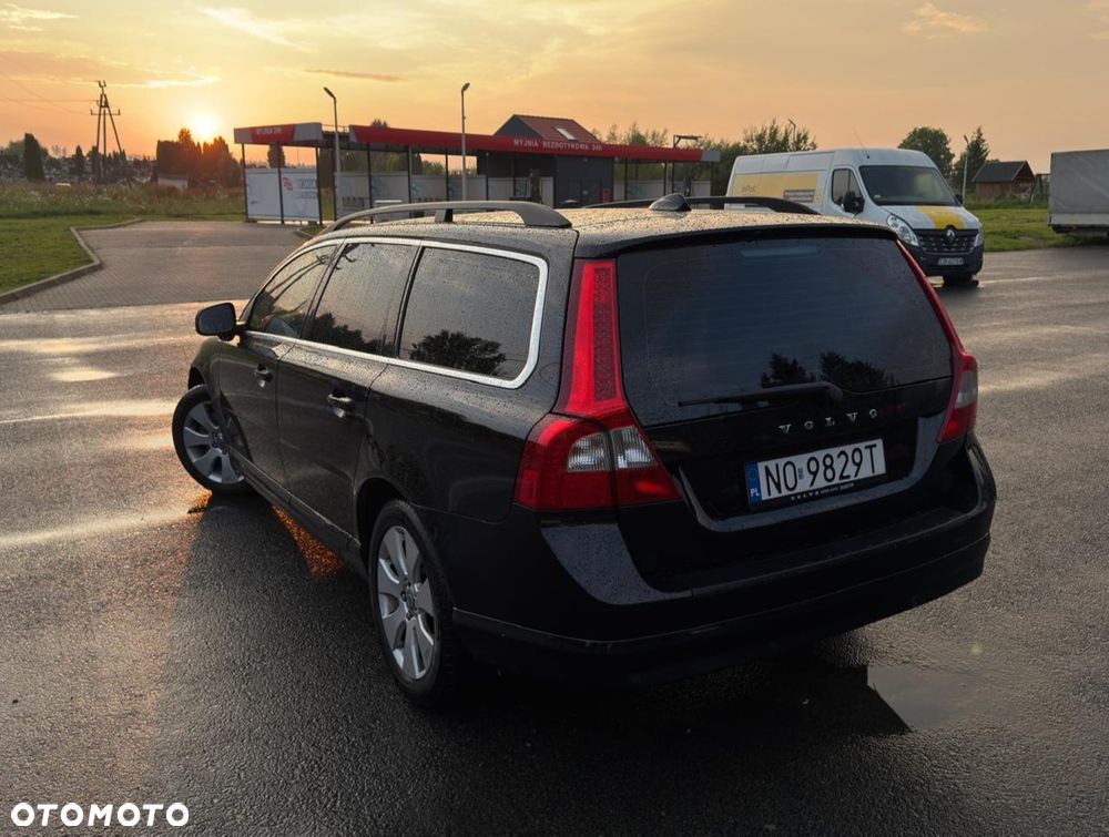 Volvo V70 D5 Summum - 3