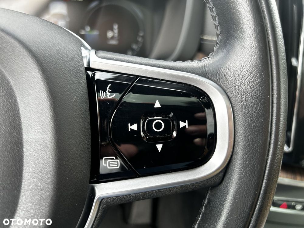 Volvo XC 60 - 22