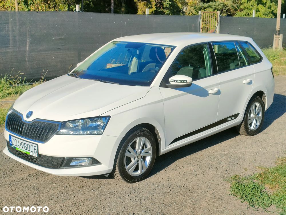 Skoda Fabia 1.0 TSI Active - 2