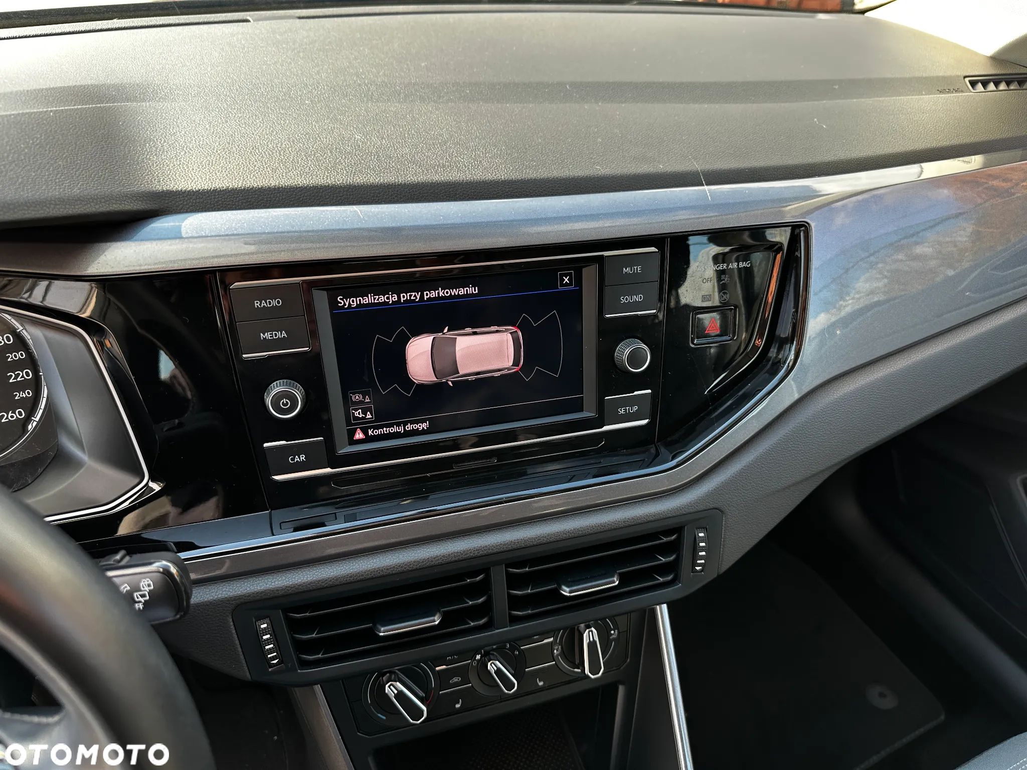 Volkswagen Polo - 13