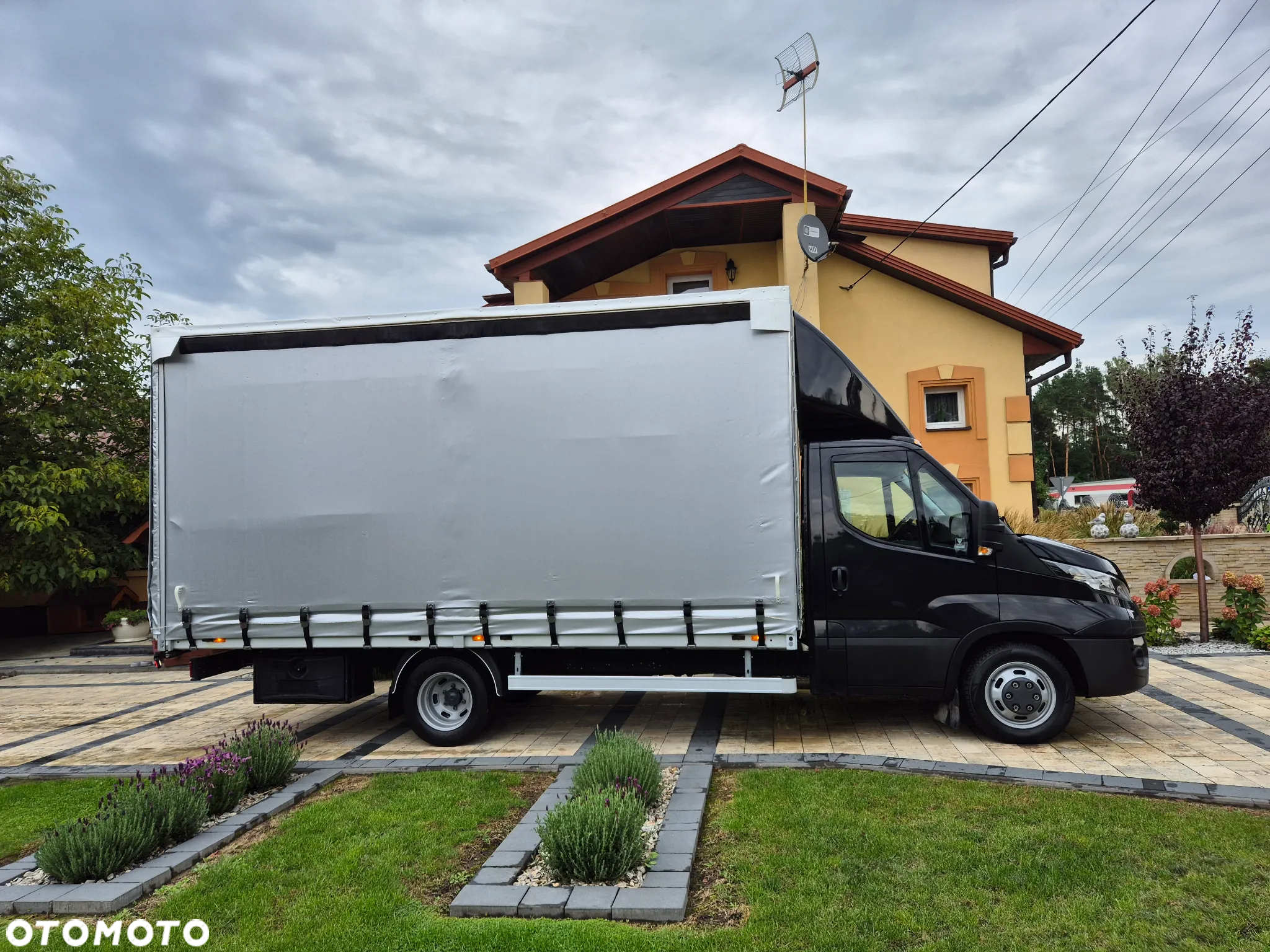 Iveco DAILY 35C21 FIRANKA 5.0M 10 EUROPALET KLIMATRONIC 210.000KM SUPER STAN - 4