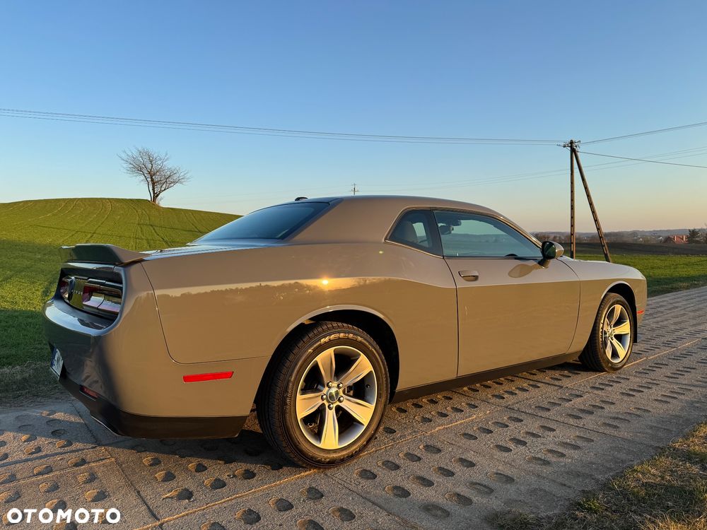 Dodge Challenger 3.6 SXT - 10
