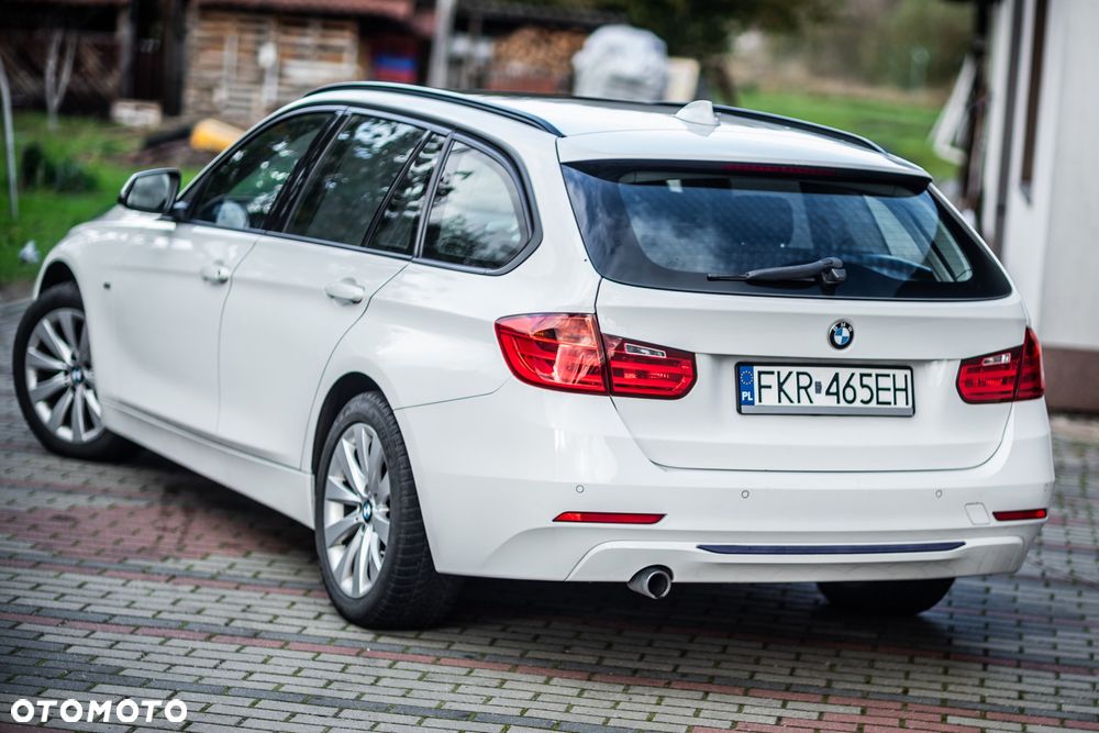 BMW Seria 3 318d Sport Line - 28
