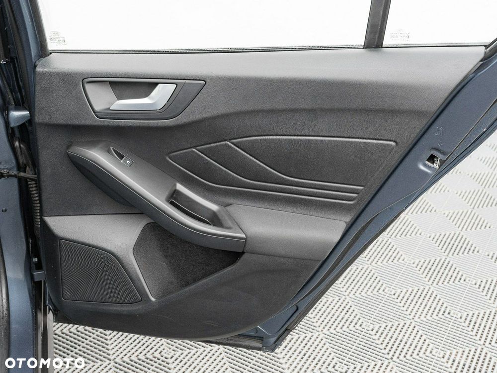Ford Focus - 26