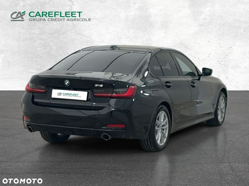 BMW Seria 3 318d mHEV - 5