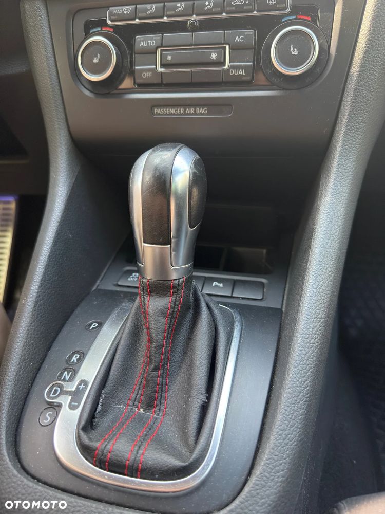 Volkswagen Golf - 18