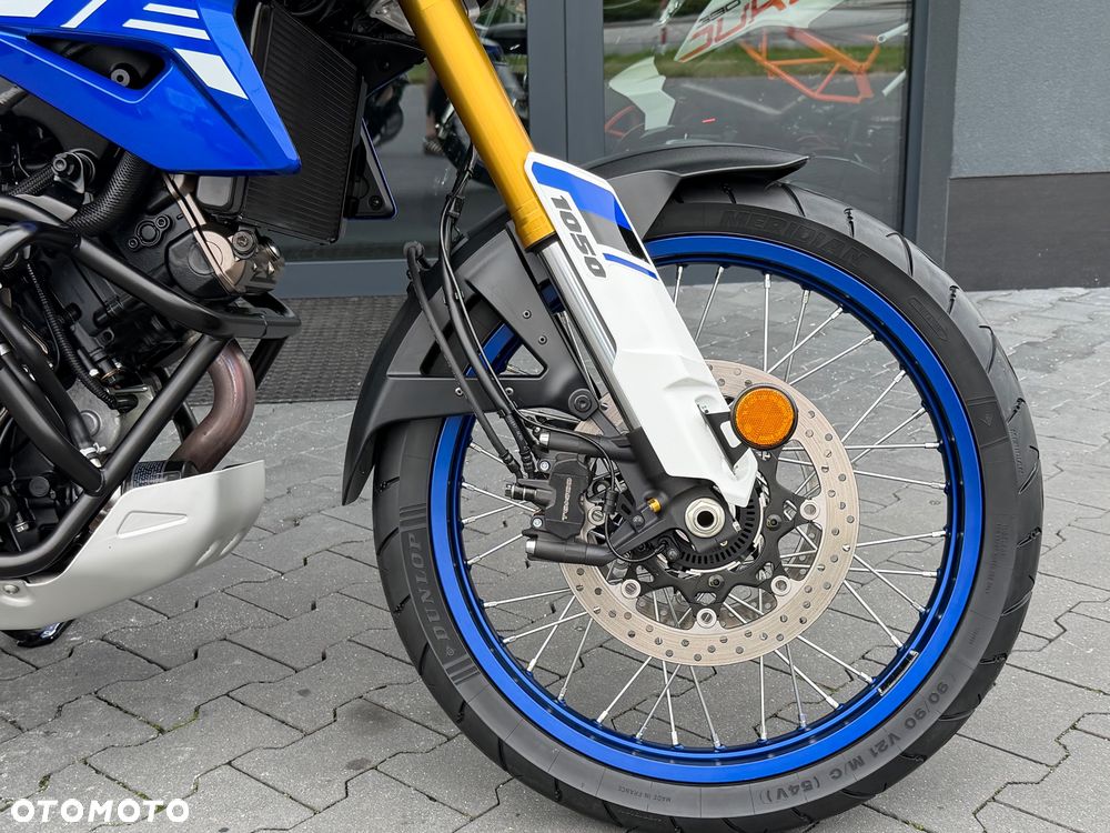 Suzuki V-STROM - 8