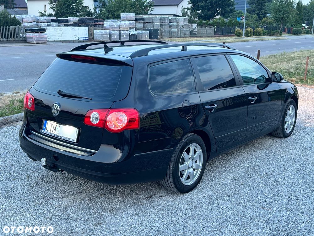 Volkswagen Passat - 27