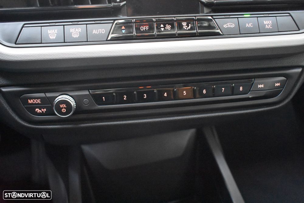 BMW 116 d Corporate Edition Auto - 30