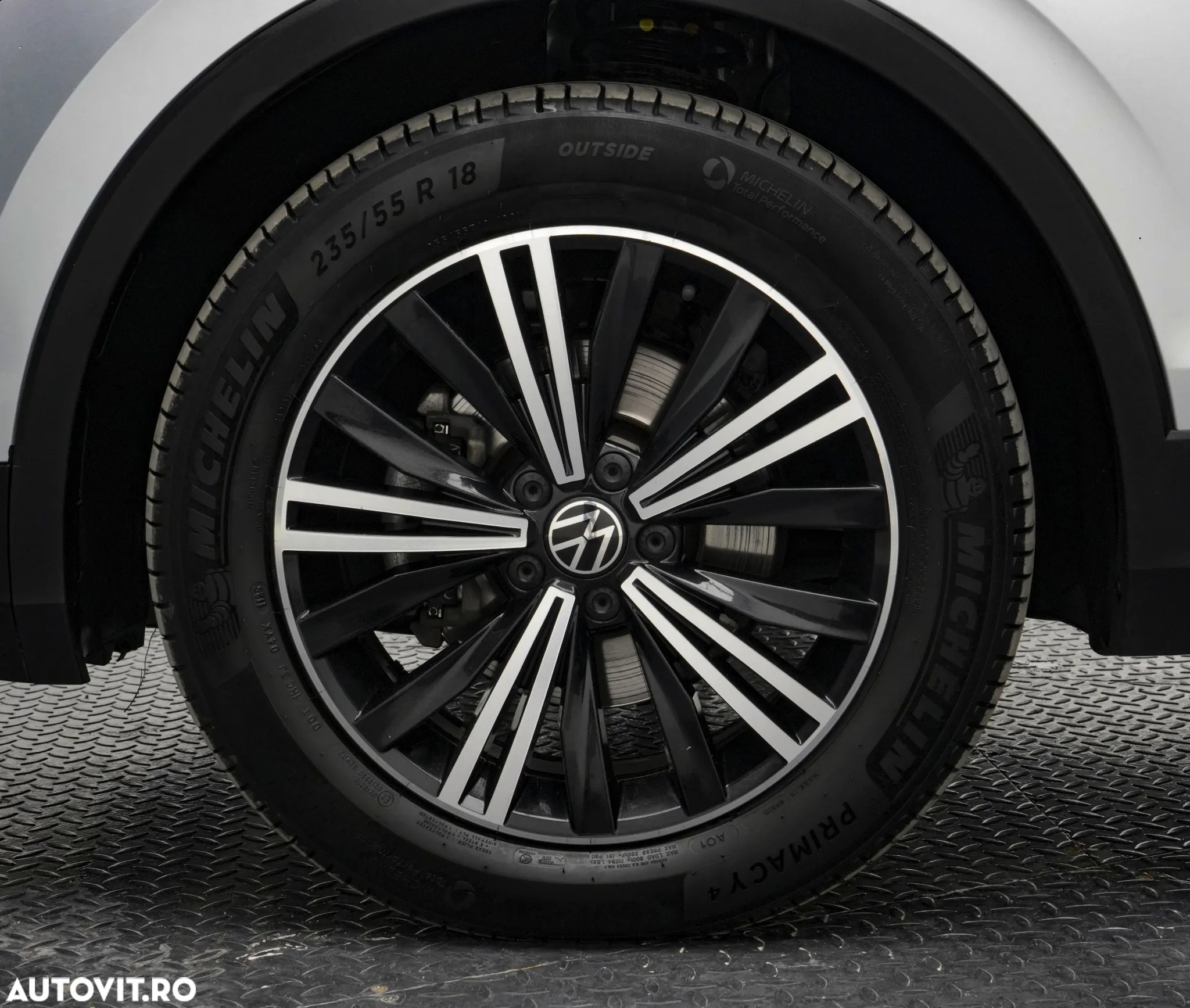 Volkswagen Tiguan 2.0 TDI SCR DSG 4Motion Life - 28