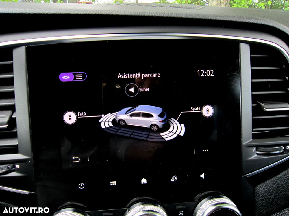 Renault Megane TCe 140 EDC GPF Techno - 8