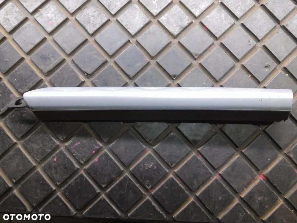 OPEL ASTRA H III LISTWA OZDOBNA KONSOLI EUROPA 13116934 POSIADAM 2 SZT - 1