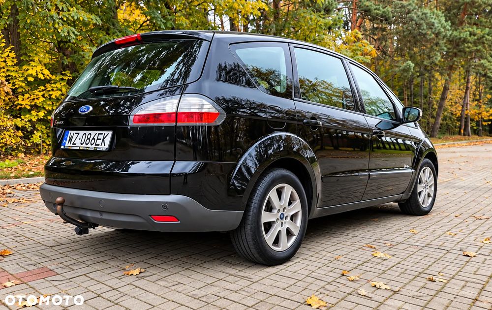 Ford S-Max - 14