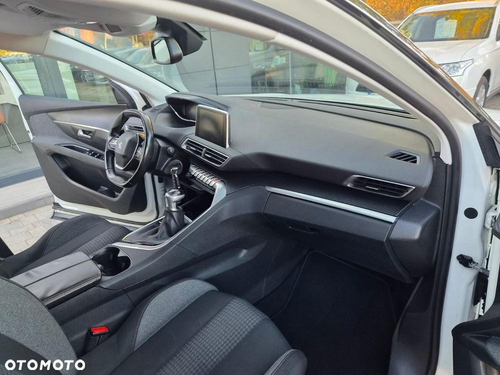 Peugeot 3008 1.6 HDi Trendy - 25