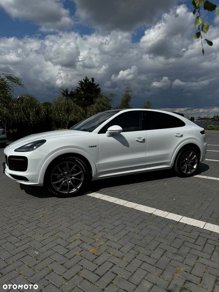 Porsche Cayenne Platinum Edition - 2