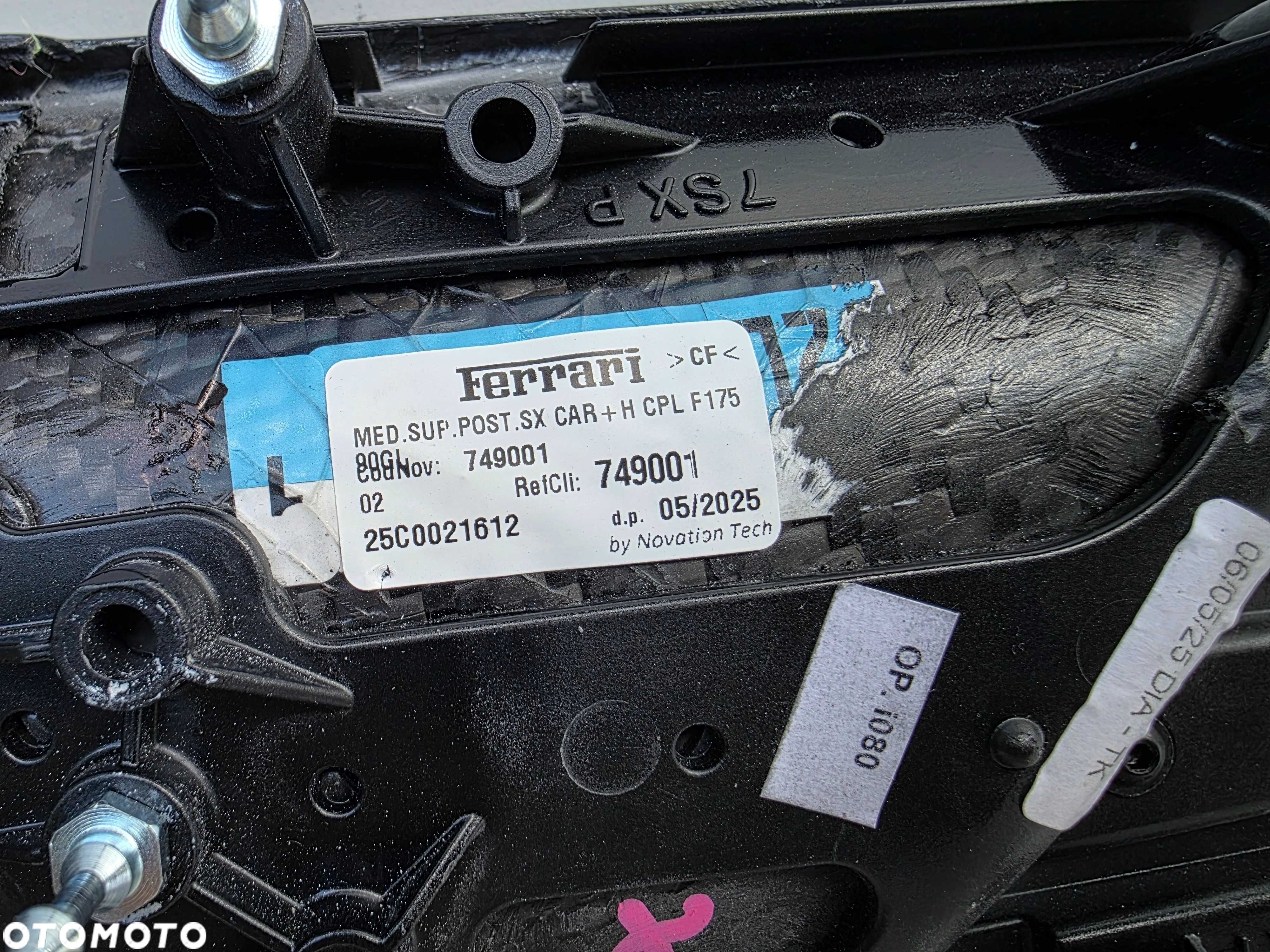 Ferrari Purosangue panel obudowa maskownica głośnika boczek upper door - 7